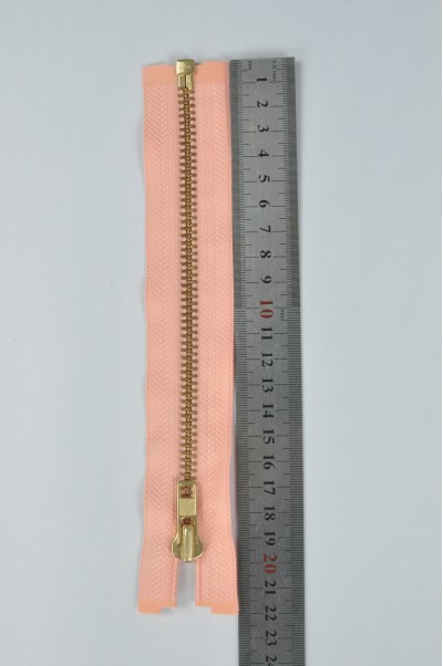 ZIP091  1號拉鏈  金銅金屬拉鏈   單頭開尾拉鏈  不設單獨拉鍊訂購  45度照